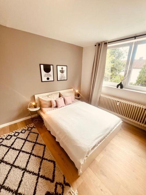 Ferienwohnung An Der Uniklinik Mit Eigener Kueche Und Renoviertem Badezimmer Хомбург Экстерьер фото